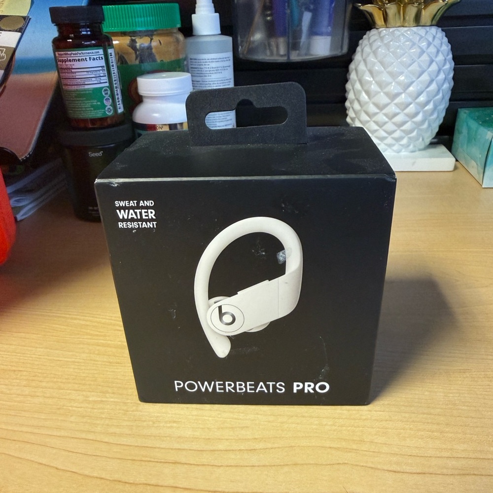 Beats White Power beats pro
